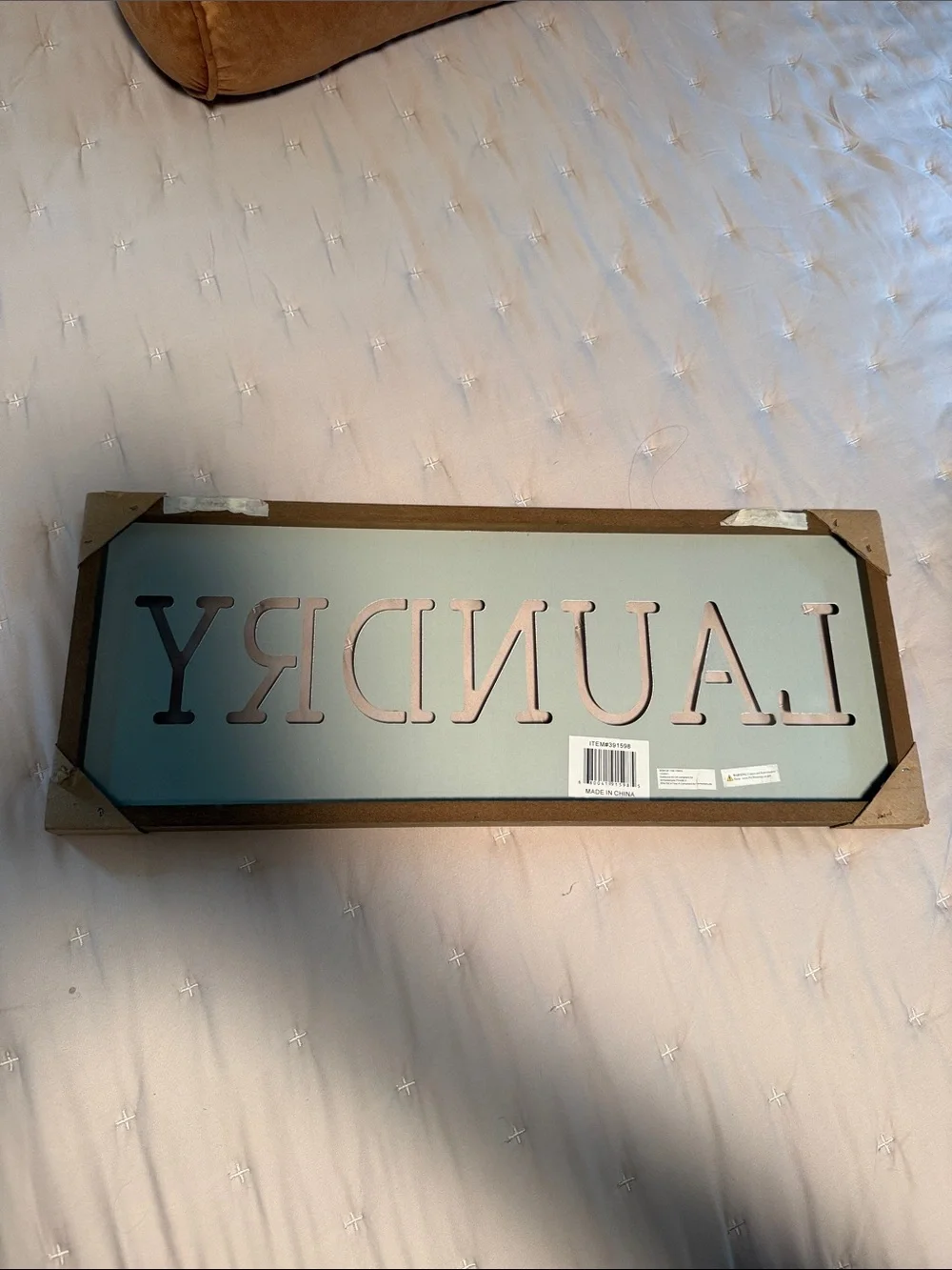 N/A decorative laundry